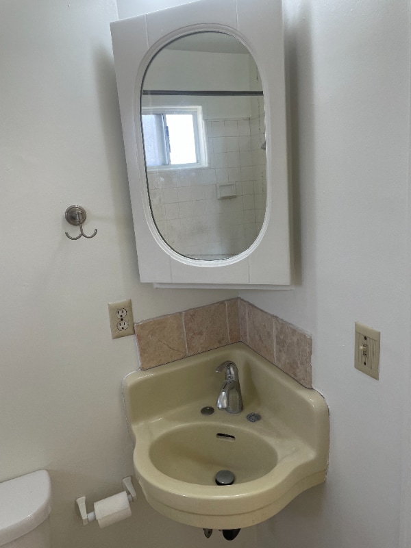 Photo - 1521 Marine Ave Apartment