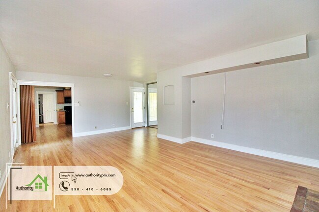 Building Photo - 3773 Ricardo Ave