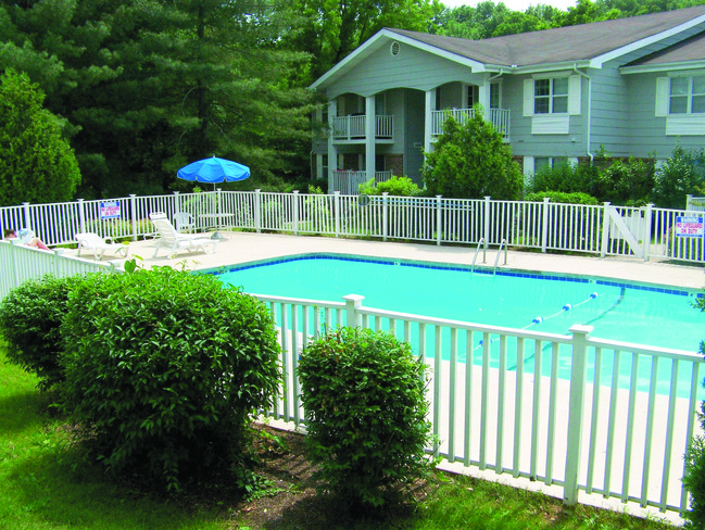 Building Photo - Ashland Manor Apartments & Townhouses