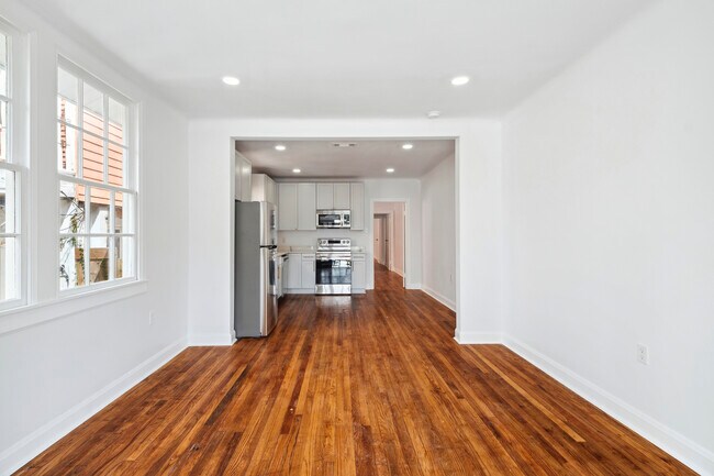 Building Photo - 2929 Saint Philip St