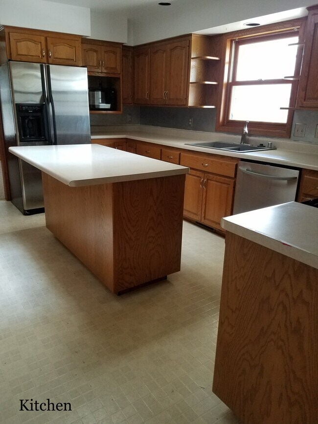Kitchen - 1010 N Gammon Rd