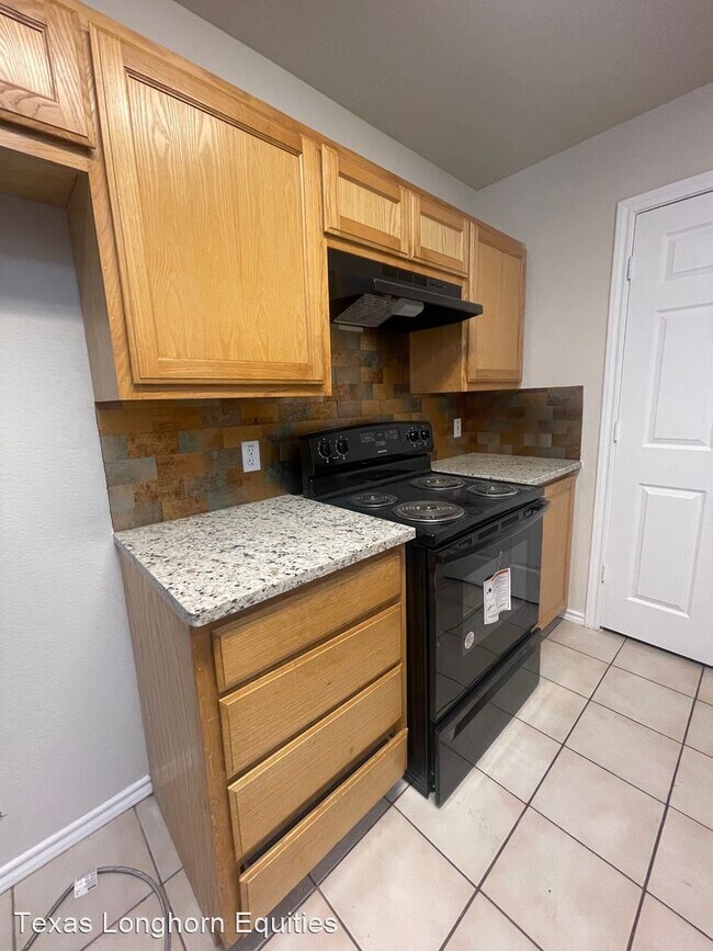 Building Photo - 3 br, 2 bath House - 317 Kathy