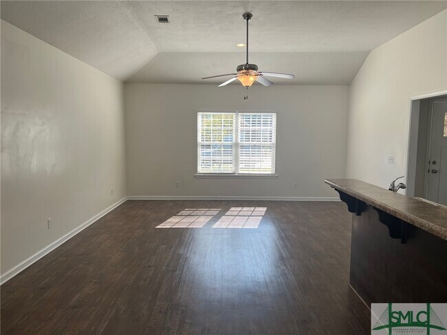 Building Photo - 108 Tolliver Ln