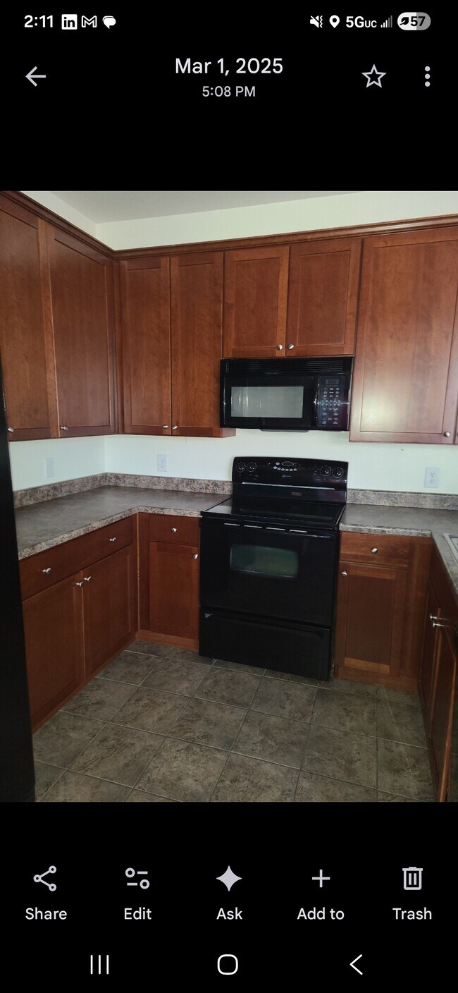Foto del edificio - 16386 E Fremont Ave
