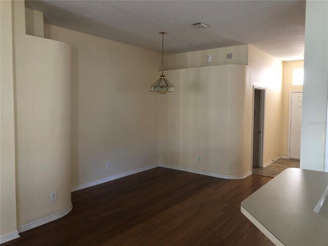 Building Photo - 9822 White Barn Way
