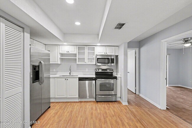 Foto del edificio - 1515 Huntington Ln