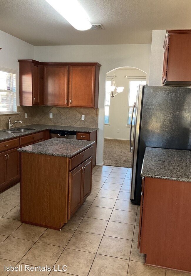 Building Photo - 4 br, 2.5 bath House - 6403 Clear Brook Drive