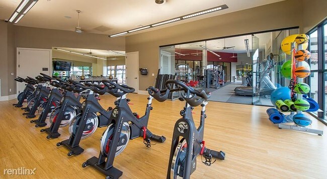Foto del edificio - 1 br, 2 bath  - 25610 Timber Lakes Dr