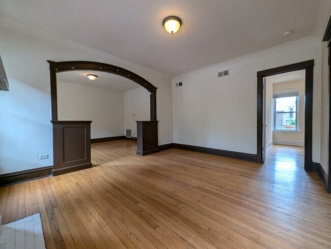 Building Photo - 3449 W Schubert Ave