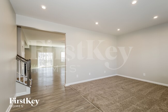 Foto del edificio - 1207 Harkey Creek Dr