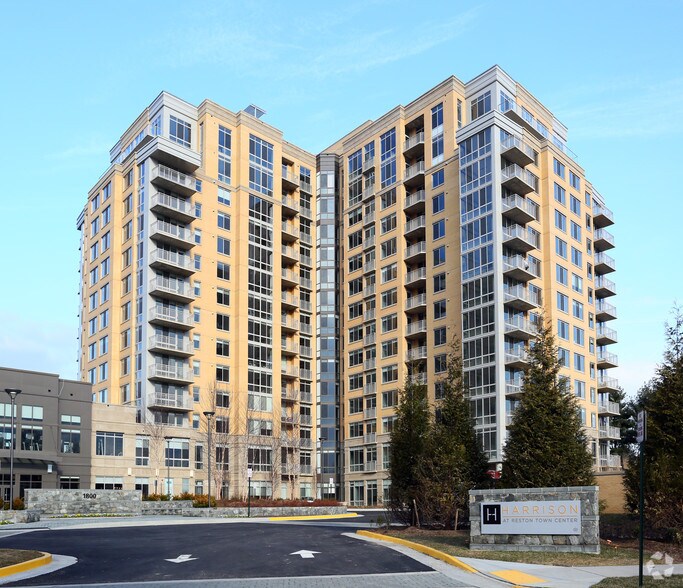 Harrison at Reston Town Center Rentals Reston, VA