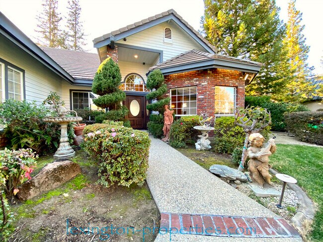 Foto del edificio - 149 Cascade Falls Dr