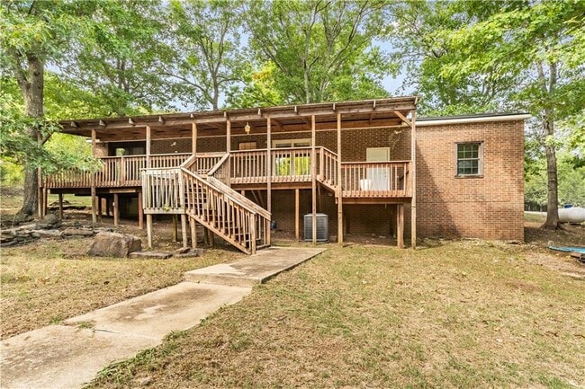 Foto del edificio - 10984 Tony Mountain Rd