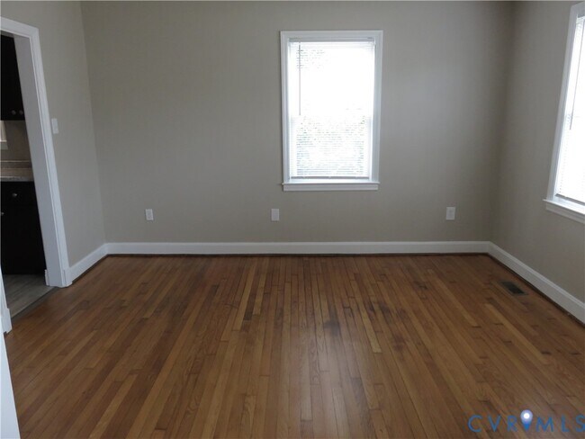 Foto del edificio - 1909 S Battery Dr