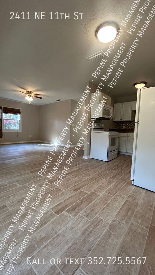 Foto del edificio - 2411 NE 11th St