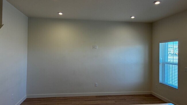 Foto del edificio - 4365 E Longleaf Ln