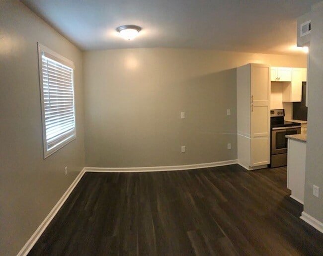 Interior Photo - Allison Heights
