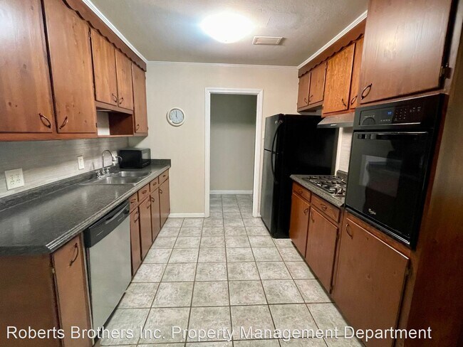 Building Photo - 3 br, 2 bath House - 4352 Knob Hill Drive
