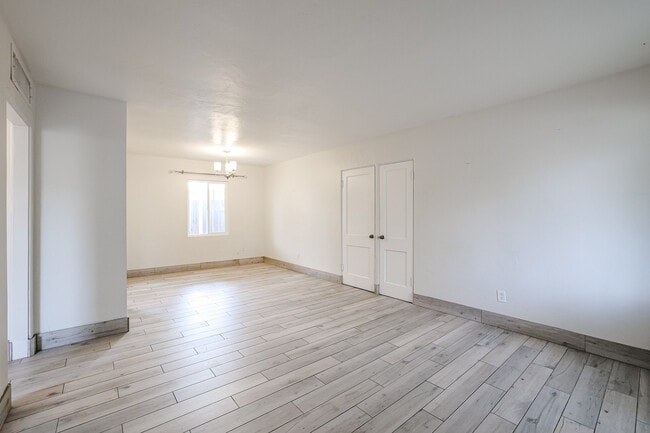 Photo - 3827 N 18th St House