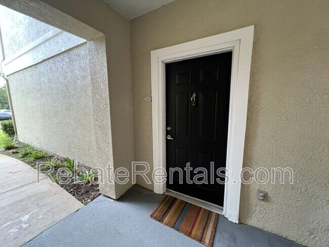 Building Photo - 8290 Gate Pkwy W