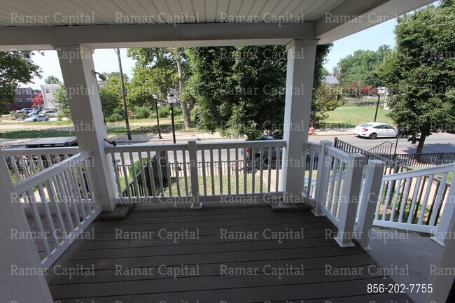 Building Photo - East Camden Special - 3 bedroom , 1.5 bath...