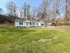 Building Photo - 2865 Patrick Henry Hwy