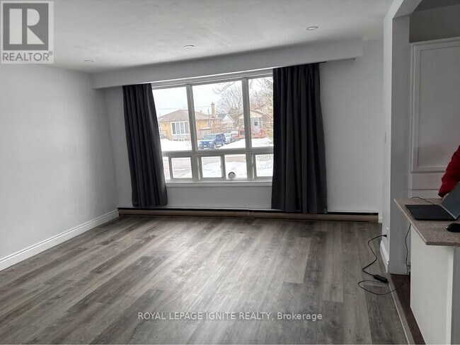 Photo du bâtiment - 22 Billingsgate Crescent