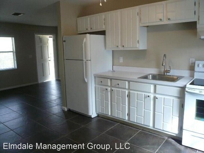 Foto del edificio - 2 br, 1 bath House - 2316 18th Ave