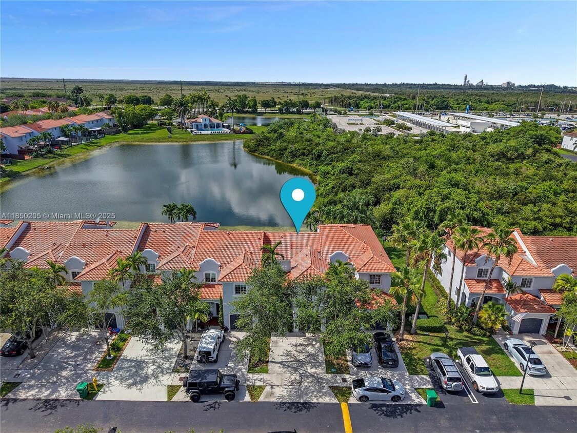 Foto principal - 14815 SW 9th Ln