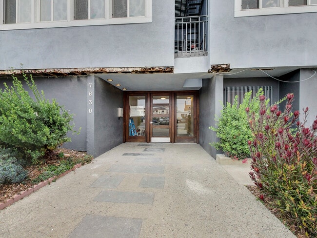 Building Photo - 7630 Geary Blvd