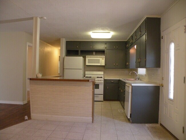 Kitchen - 536 West 15th Street