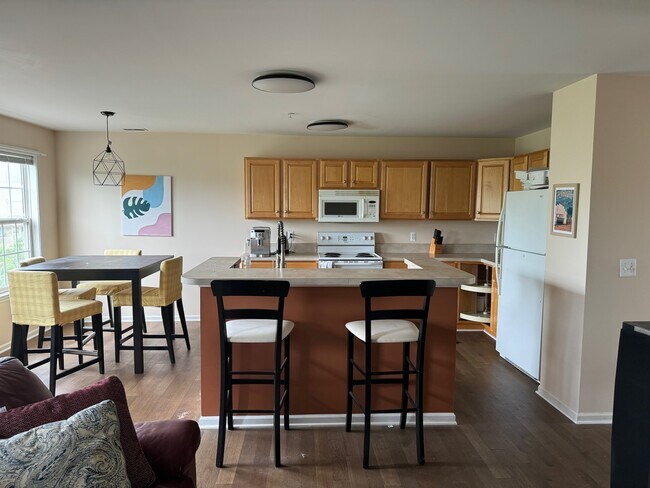 Foto del edificio - 2801 Barclay Way