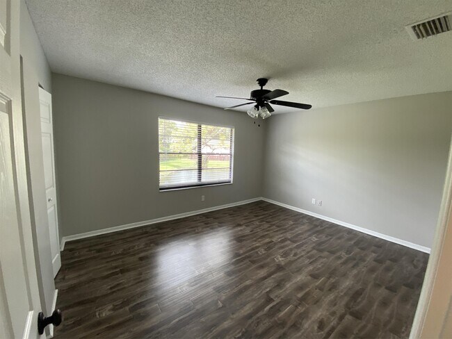 Foto del edificio - 5154 Breckenridge Pl
