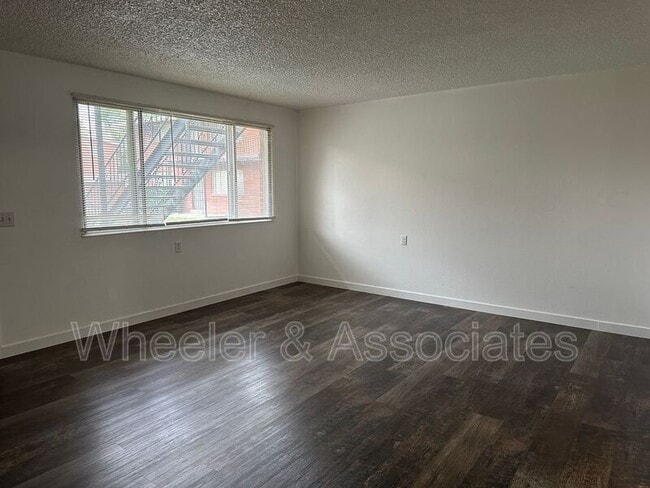 Foto del edificio - 546 E 450 S