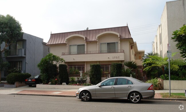 Building Photo - 1737 Glendon Ave