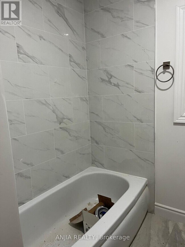 Building Photo - 77 Nash Dr