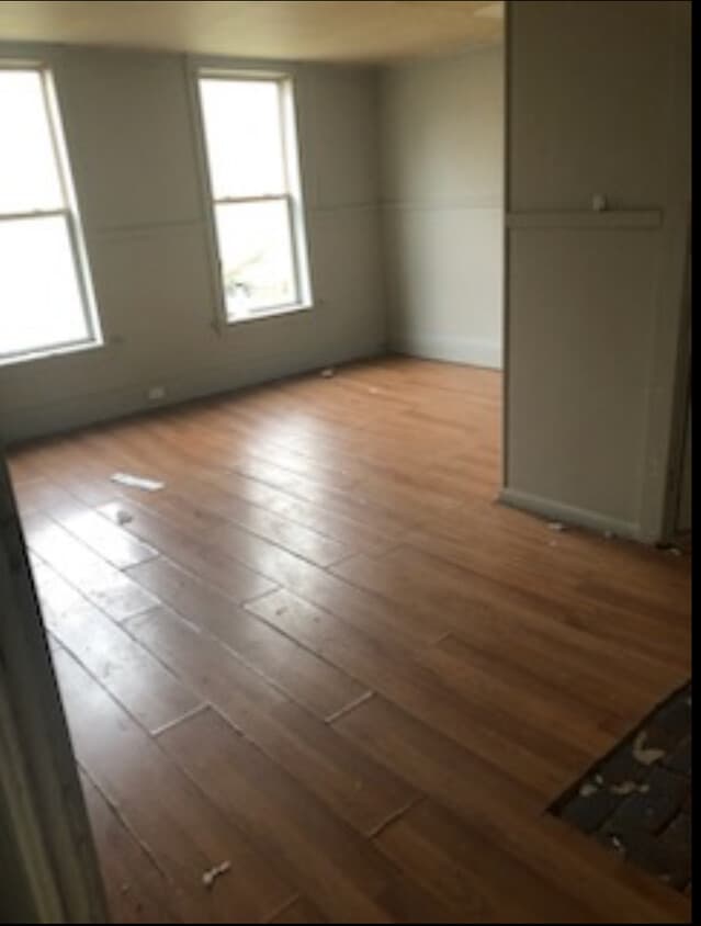 Primary Photo - 22 Locust St