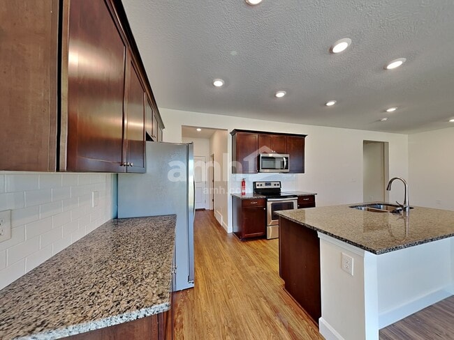 Building Photo - 2467 E Tumbleweed Rd