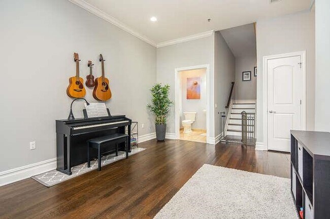 Foto del edificio - 564 Gregory Ave