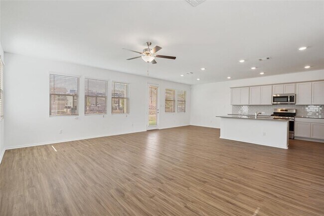 Foto del edificio - 301 Montauk Loop