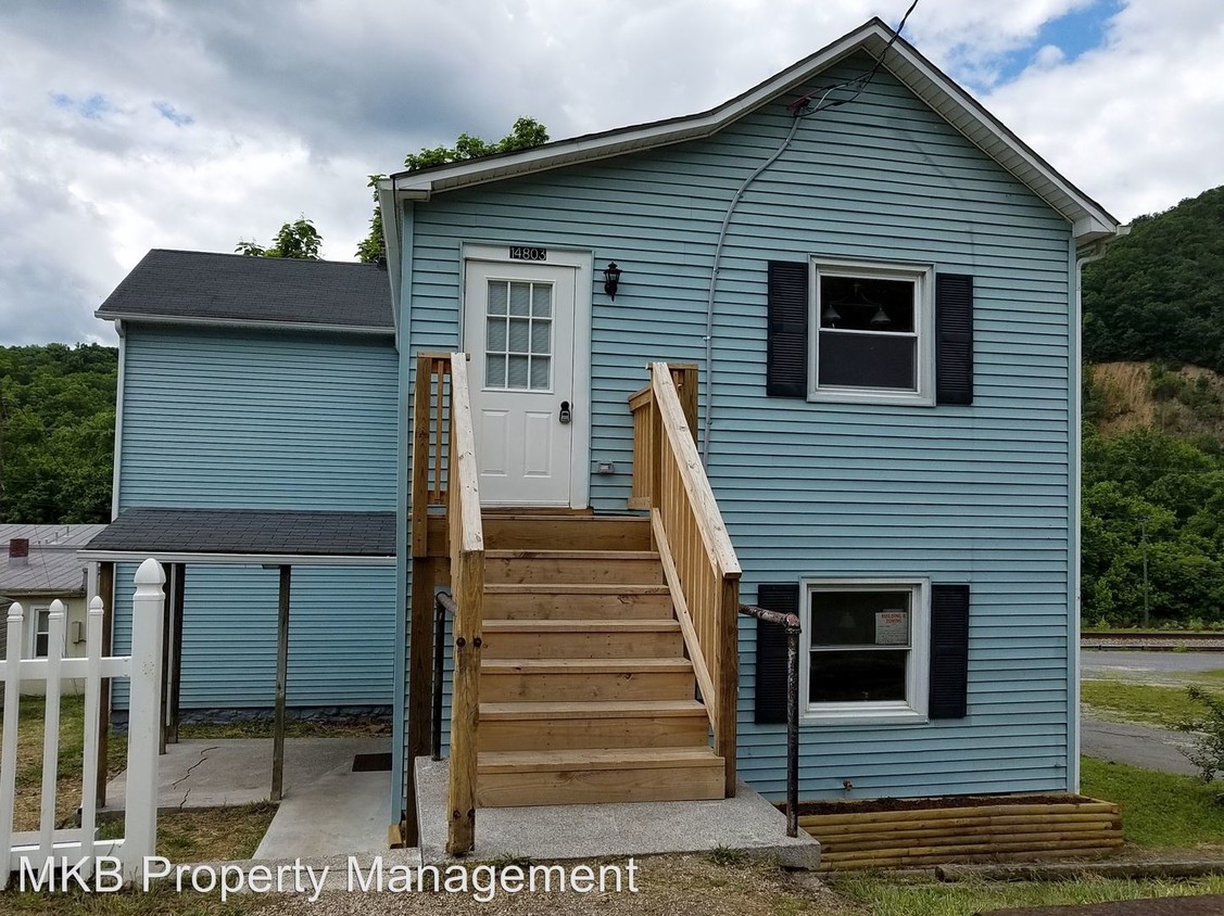 Foto principal - 14803 Church St