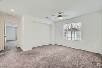 Building Photo - 10611 Sariah Skye Ave