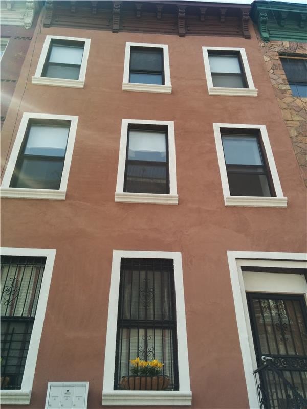 Primary Photo - 1358 Herkimer Street