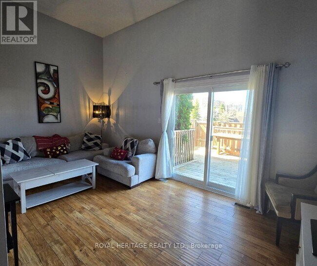 Building Photo - 1133 Ritson Rd N