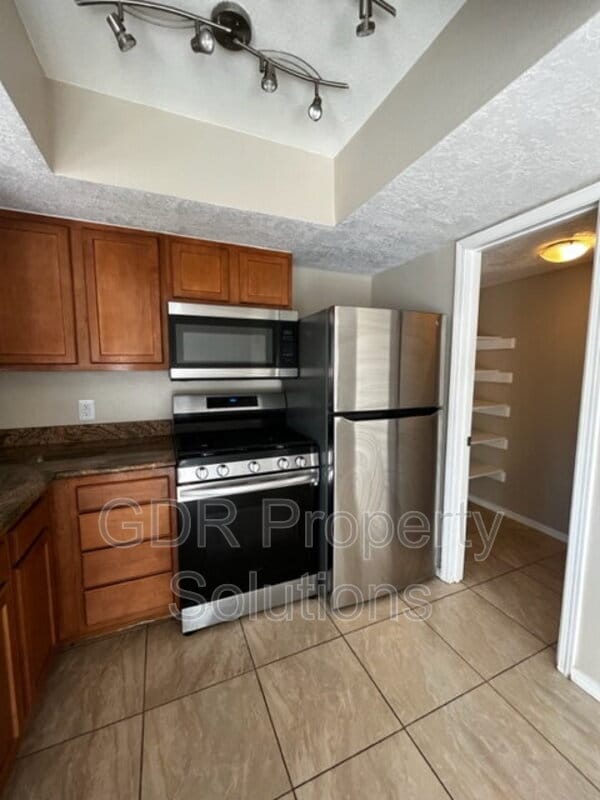 Building Photo - 706-A Fruit Ave NW