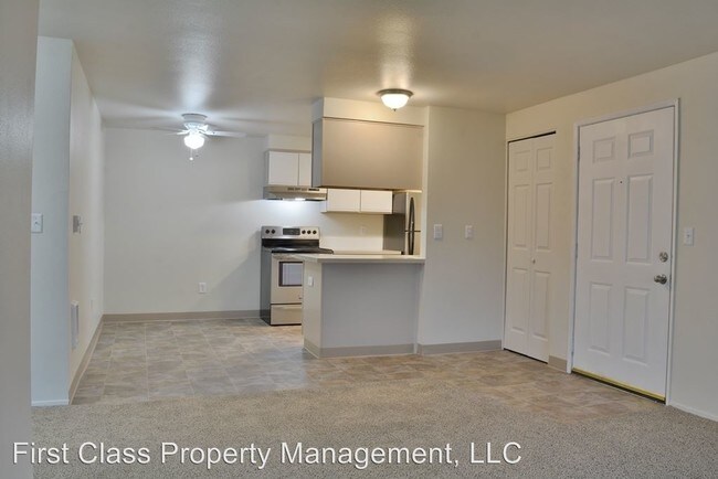 Building Photo - 1255 NW 183rd Ave