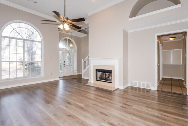 Foto del edificio - 8421 Trinity Rd