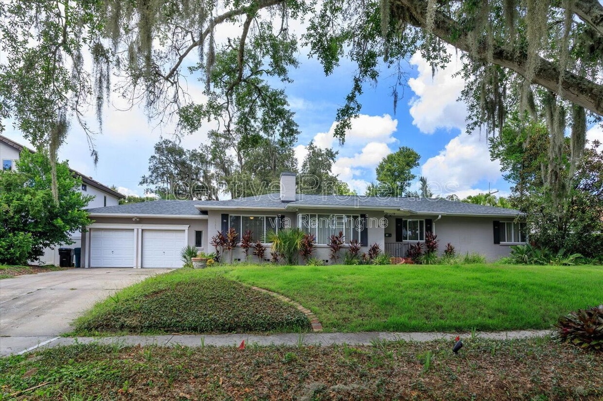 Foto principal - 1235 Ayrshire St