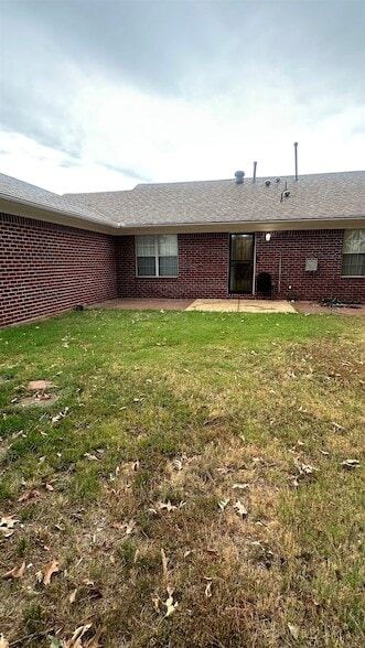 Building Photo - 1772 Patrick Rd
