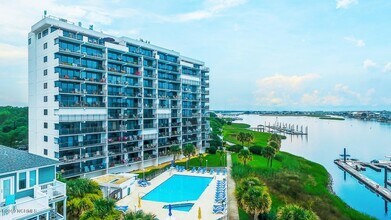 Building Photo - 1080 St Joseph St